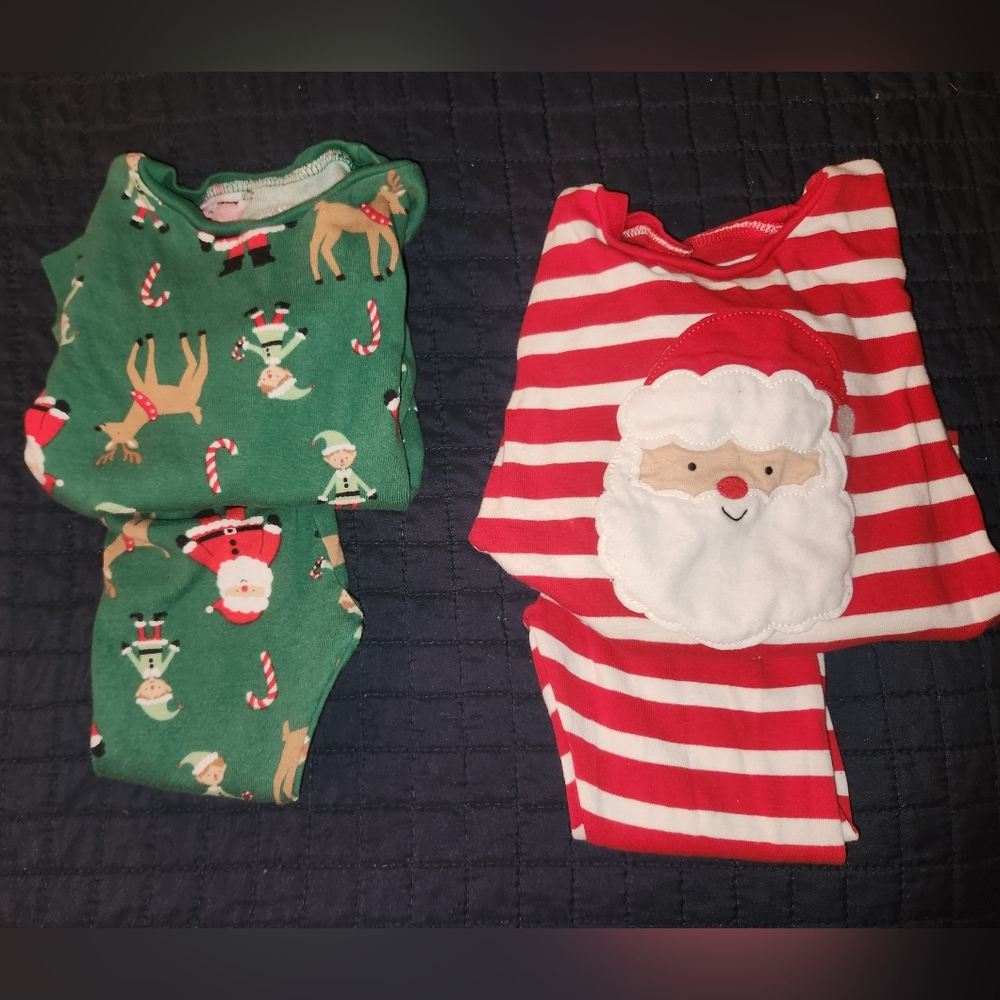 Carter's Holiday Pajama Set - Green Reindeer Print & Red Stripe Santa
